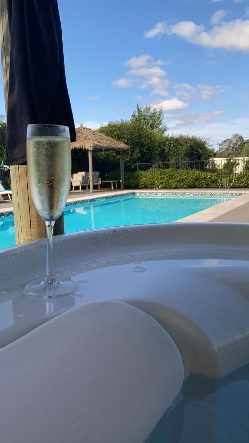 Te Whare Ma Bed and Breakfast Kerikeri Esterno foto